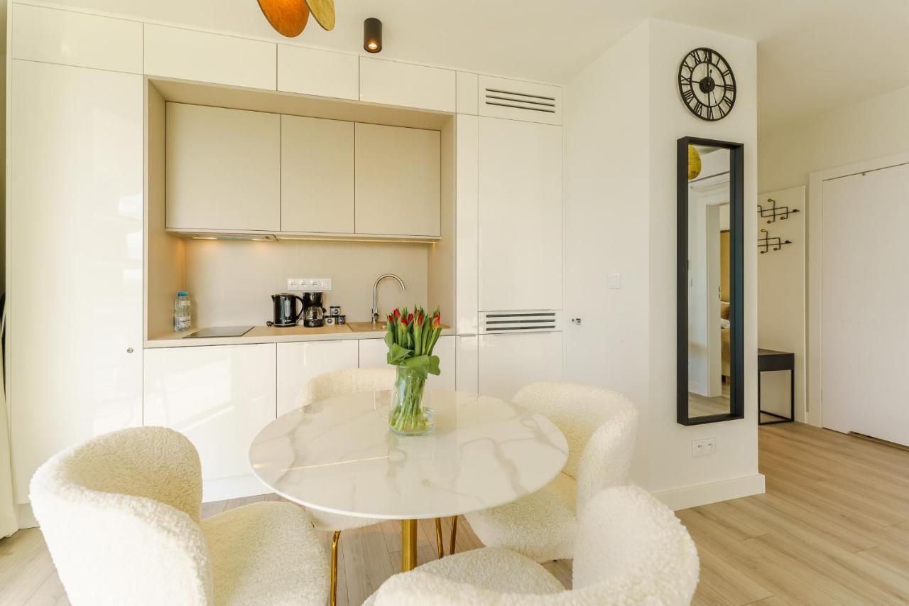 Apartament Waves - Baltic View By Noclegi Renters เมียนซิดดรอแย ภายนอก รูปภาพ