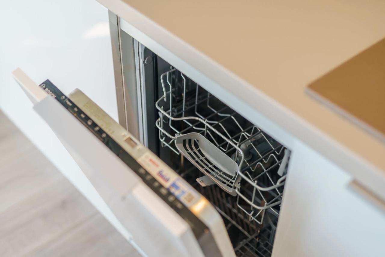 Apartament Waves - Baltic View By Noclegi Renters เมียนซิดดรอแย ภายนอก รูปภาพ